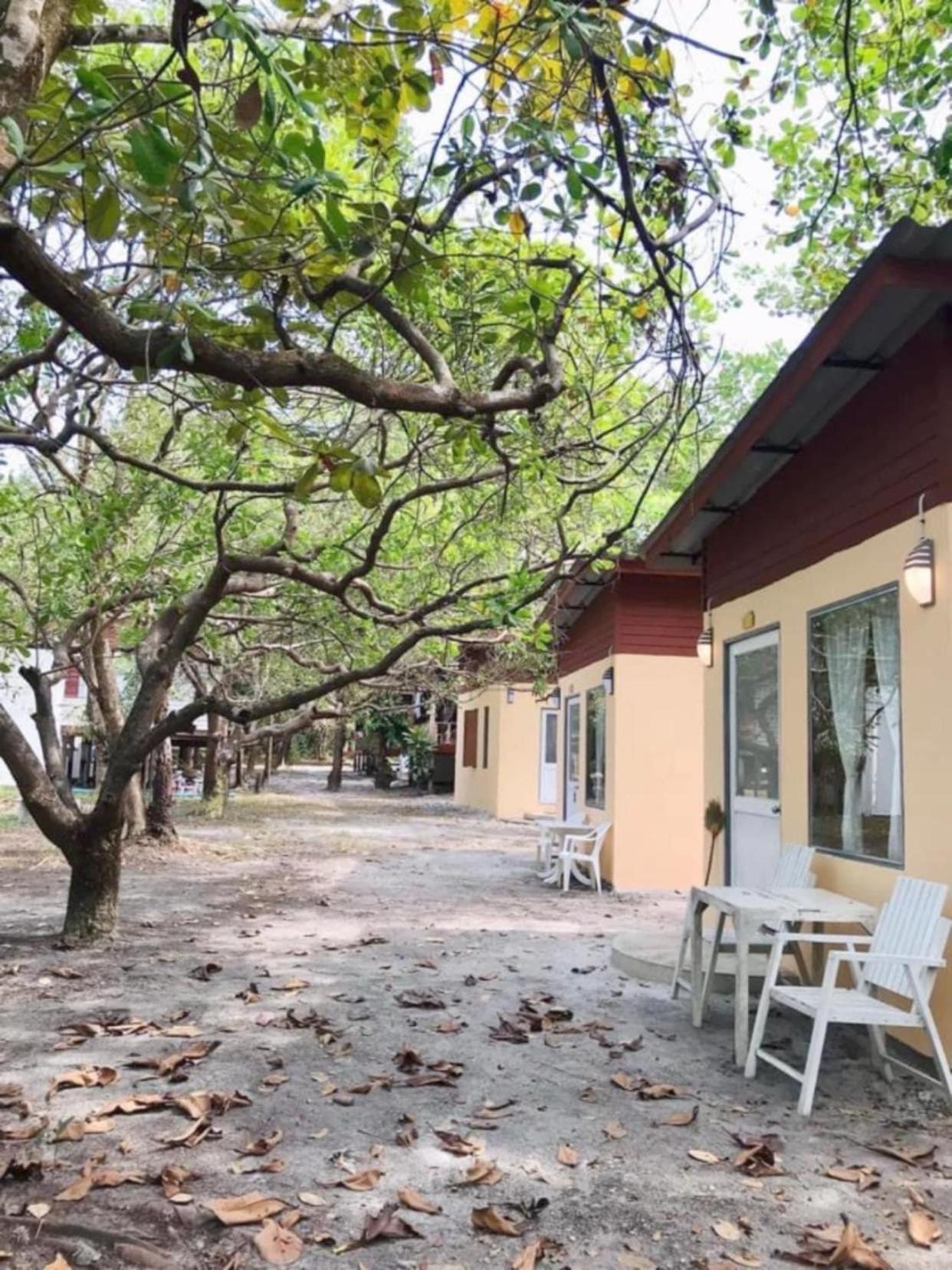 Lucky Resort パヤム島 エクステリア 写真